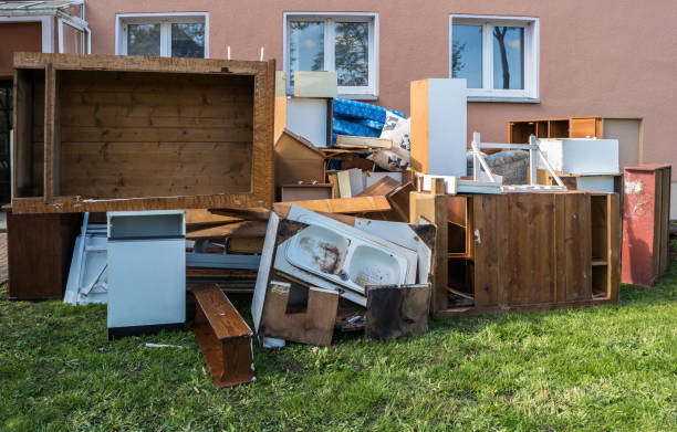 Best Garage Cleanout Services  in Ionia, MI